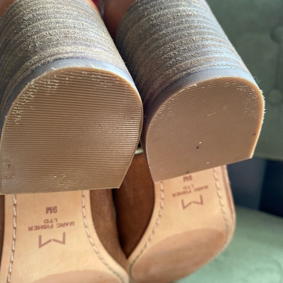 Marc Fisher Size 9 Cognac Suede Heeled Sandals - Picture 15 of 16